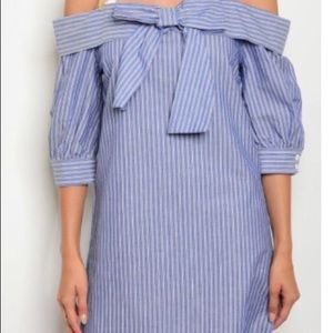 This is such a great tunic off shoulders!